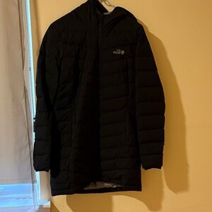 Women's Black Hooded Puffer Jacket